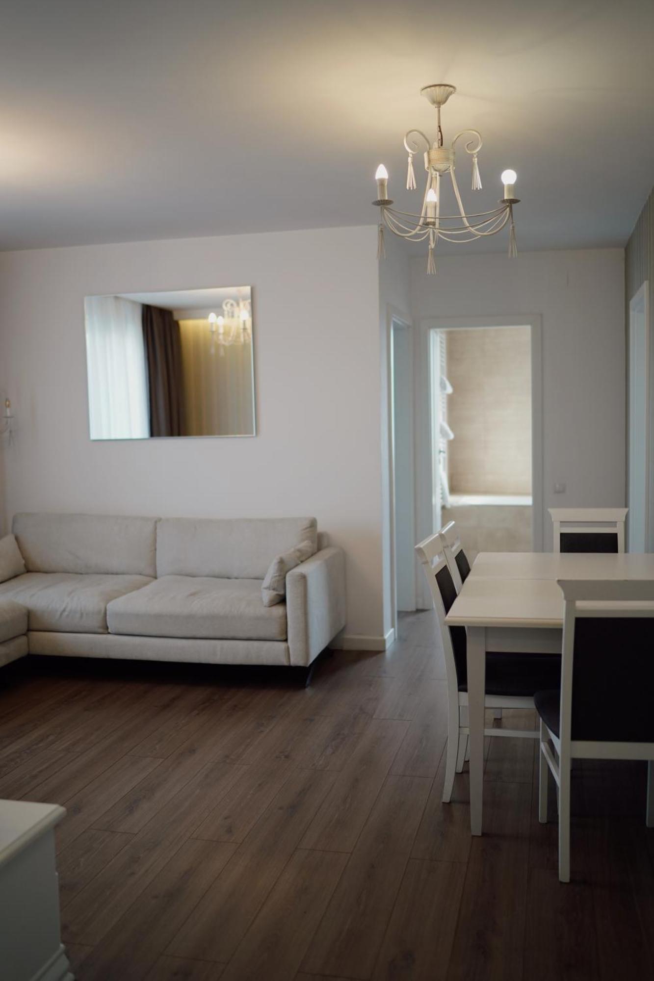 Uba Accommodation Aparthotel 클루지나포카 외부 사진